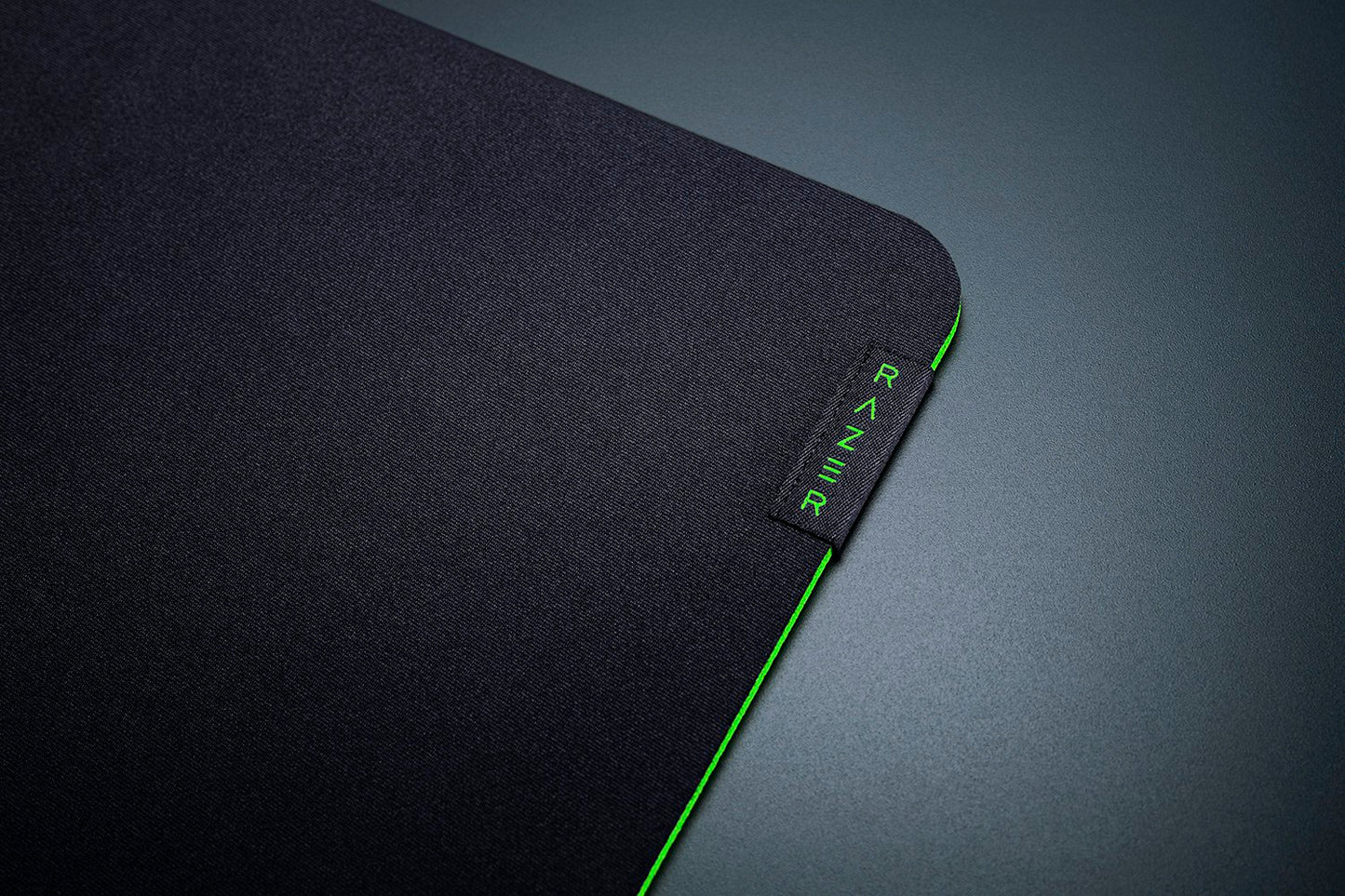 RAZER GIGANTUS V2-SOFT GAMING MOUSE MAT LARGE-FRML PACKAGING