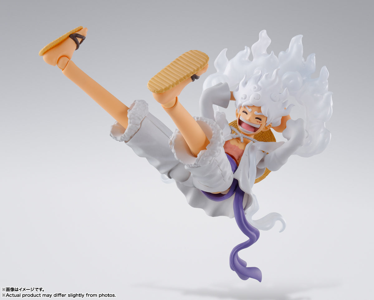 One Piece - Monkey D. Luffy Gear 5 S.H Figuarts Figure