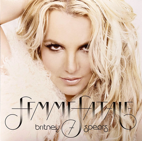 Britney Spears – Femme Fatale