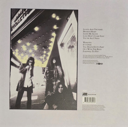 White Lion – Mane Attraction
