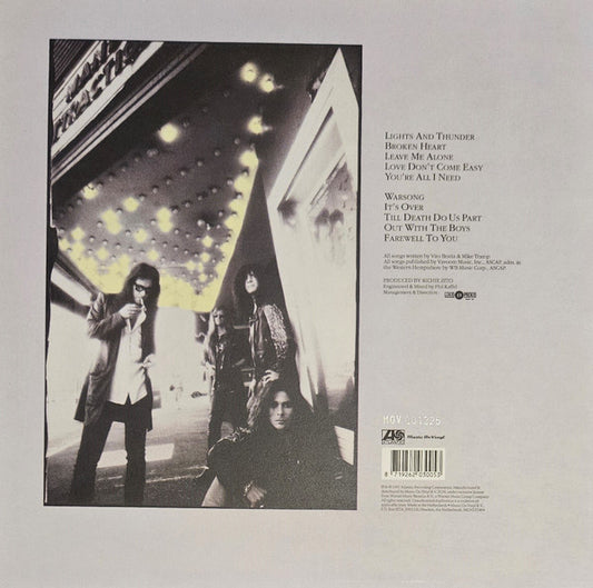 White Lion – Mane Attraction