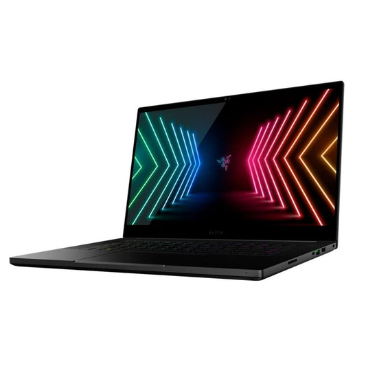 RAZER BLADE PRO 17 i7-11800H (16GB/1TBSSD/RTX3070/W10)-RZ09-0406BEC3-R341